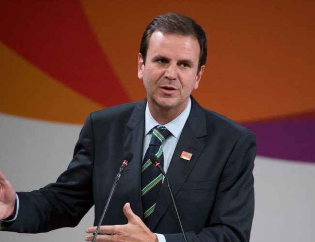Um Projeto Justo e Inclusivo: Luta pelos Direitos Humanos e  LGBTQIA+ em Meio a Desafios e Conquistas