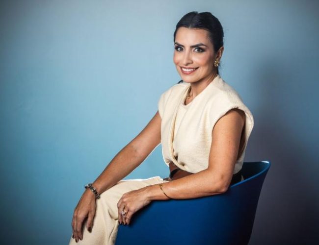 Ex-vice-presidente do Goldman Sachs denuncia assédio moral após ser mãe