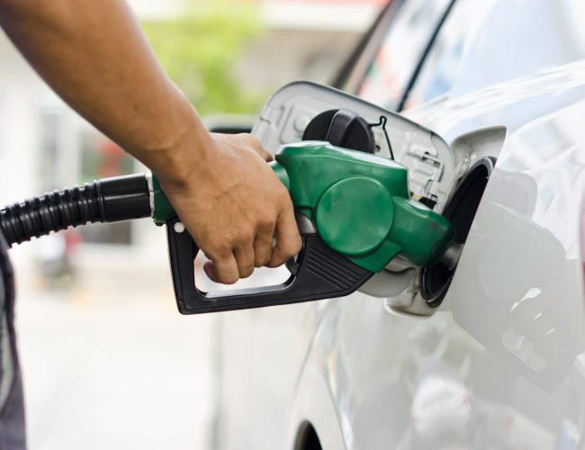 Petrobras inova: preço da gasolina A tem queda significativa para distribuidoras