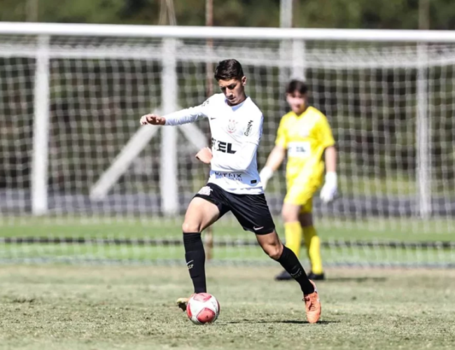 Corinthians Sub-16 conquista a Paulista Cup com 100% de aproveitamento e zagueiro Sami Hadi desperta interesse europeu