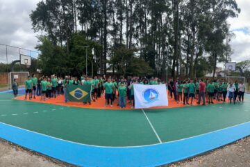 500 alunos de projeto social participaram de torneio escolar em Porto Alegre