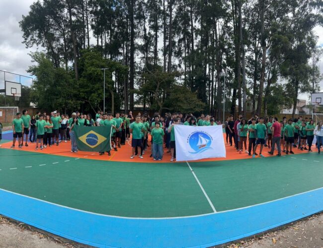 500 alunos de projeto social participaram de torneio escolar em Porto Alegre