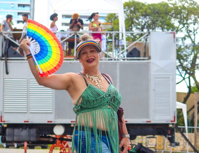 Bloco Arco-Íris ressurge com brilho no Carnaval de Caxias do Sul