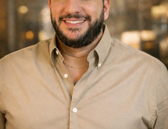 Robson Ouro Preto se firma como referência nacional em comunicação estratégica e marketing político digital