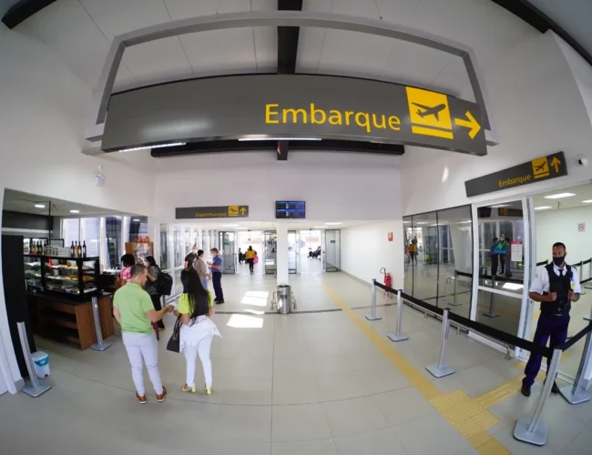 Estado do Rio Grande do Sul firma acordo para concessão dos aeroportos de Passo Fundo e Santo Ângelo.