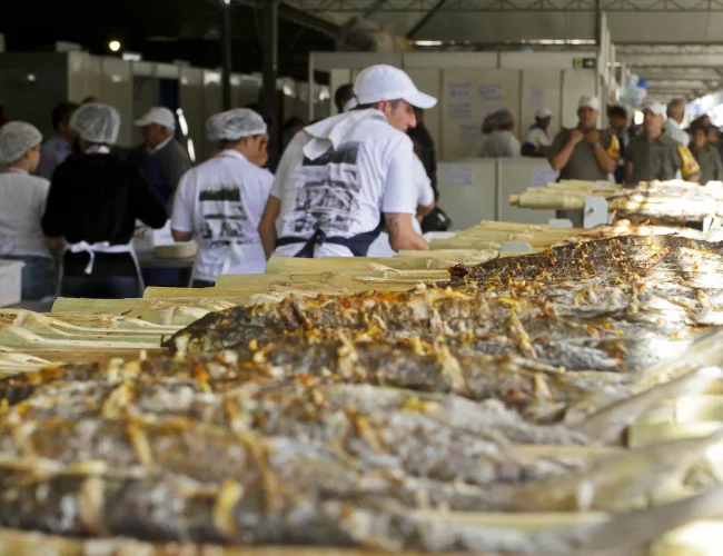 Feira do Peixe em Porto Alegre tem início nesta segunda com 51 estandes disponíveis