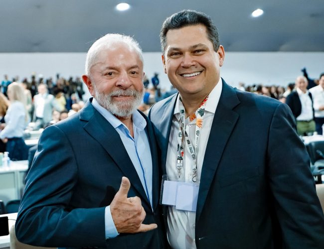 Ministros avaliam possibilidade de reunião entre Lula e Alcolumbre