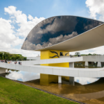 Curitiba se destaca como a cidade com maior qualidade de vida em 2026, enquanto Porto Velho figura entre as menos favorecidas.