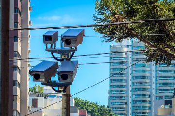 Porto Alegre registra 898 multas em abril através de detectores de sinal