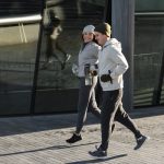 Atividades físicas aliviam desconfortos musculares em clima frio
