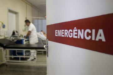 Hospitais de Porto Alegre lidam com lotação excessiva nas emergências